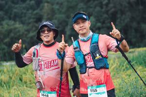 BIB: 1648, 1155
                            <button type="button" onclick="openModal(13496826)" class="btn btn-primary btn-sm float-right btn-popup" data-toggle="modal" data-target=".modal-high-quality">
                        <i class="fas fa-shopping-cart"></i> Add to Cart
                    </button>
                                            <button type="button" onclick="isThisMe(13496826, true)" class="btn btn-success btn-sm float-right btn-popup btn-isme hidden" data-toggle="tooltip" data-placement="bottom" title="นี่คือรูปของคุณใช่ไหม คลิกที่นี่เพื่อเอาเข้าอัลบั้ม">
                        <i class="fas fa-plus"></i> Add to album
                    </button>
                    <button type="button" onclick="isThisMe(13496826, false)" class="btn btn-warning btn-sm float-right btn-popup btn-isnotme hidden">
                        <i class="fas fa-ban"></i> Remove from album
                    </button>