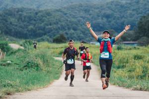 BIB: 203
                            <button type="button" onclick="openModal(13496809)" class="btn btn-primary btn-sm float-right btn-popup" data-toggle="modal" data-target=".modal-high-quality">
                        <i class="fas fa-shopping-cart"></i> Add to Cart
                    </button>
                                            <button type="button" onclick="isThisMe(13496809, true)" class="btn btn-success btn-sm float-right btn-popup btn-isme hidden" data-toggle="tooltip" data-placement="bottom" title="นี่คือรูปของคุณใช่ไหม คลิกที่นี่เพื่อเอาเข้าอัลบั้ม">
                        <i class="fas fa-plus"></i> Add to album
                    </button>
                    <button type="button" onclick="isThisMe(13496809, false)" class="btn btn-warning btn-sm float-right btn-popup btn-isnotme hidden">
                        <i class="fas fa-ban"></i> Remove from album
                    </button>