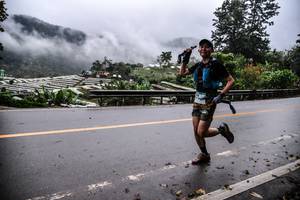 BIB: 
                            <button type="button" onclick="openModal(13500605)" class="btn btn-primary btn-sm float-right btn-popup" data-toggle="modal" data-target=".modal-high-quality">
                        <i class="fas fa-shopping-cart"></i> Add to Cart
                    </button>
                                            <button type="button" onclick="isThisMe(13500605, true)" class="btn btn-success btn-sm float-right btn-popup btn-isme hidden" data-toggle="tooltip" data-placement="bottom" title="นี่คือรูปของคุณใช่ไหม คลิกที่นี่เพื่อเอาเข้าอัลบั้ม">
                        <i class="fas fa-plus"></i> Add to album
                    </button>
                    <button type="button" onclick="isThisMe(13500605, false)" class="btn btn-warning btn-sm float-right btn-popup btn-isnotme hidden">
                        <i class="fas fa-ban"></i> Remove from album
                    </button>