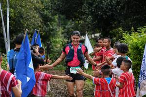 BIB: 1596
                            <button type="button" onclick="openModal(13500678)" class="btn btn-primary btn-sm float-right btn-popup" data-toggle="modal" data-target=".modal-high-quality">
                        <i class="fas fa-shopping-cart"></i> Add to Cart
                    </button>
                                            <button type="button" onclick="isThisMe(13500678, true)" class="btn btn-success btn-sm float-right btn-popup btn-isme hidden" data-toggle="tooltip" data-placement="bottom" title="นี่คือรูปของคุณใช่ไหม คลิกที่นี่เพื่อเอาเข้าอัลบั้ม">
                        <i class="fas fa-plus"></i> Add to album
                    </button>
                    <button type="button" onclick="isThisMe(13500678, false)" class="btn btn-warning btn-sm float-right btn-popup btn-isnotme hidden">
                        <i class="fas fa-ban"></i> Remove from album
                    </button>