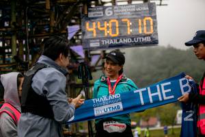 BIB: 440110, 142
                            <button type="button" onclick="openModal(13503498)" class="btn btn-primary btn-sm float-right btn-popup" data-toggle="modal" data-target=".modal-high-quality">
                        <i class="fas fa-shopping-cart"></i> Add to Cart
                    </button>
                                            <button type="button" onclick="isThisMe(13503498, true)" class="btn btn-success btn-sm float-right btn-popup btn-isme hidden" data-toggle="tooltip" data-placement="bottom" title="นี่คือรูปของคุณใช่ไหม คลิกที่นี่เพื่อเอาเข้าอัลบั้ม">
                        <i class="fas fa-plus"></i> Add to album
                    </button>
                    <button type="button" onclick="isThisMe(13503498, false)" class="btn btn-warning btn-sm float-right btn-popup btn-isnotme hidden">
                        <i class="fas fa-ban"></i> Remove from album
                    </button>