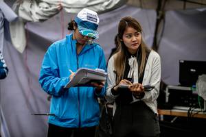 BIB: 
                            <button type="button" onclick="openModal(13503538)" class="btn btn-primary btn-sm float-right btn-popup" data-toggle="modal" data-target=".modal-high-quality">
                        <i class="fas fa-shopping-cart"></i> Add to Cart
                    </button>
                                            <button type="button" onclick="isThisMe(13503538, true)" class="btn btn-success btn-sm float-right btn-popup btn-isme hidden" data-toggle="tooltip" data-placement="bottom" title="นี่คือรูปของคุณใช่ไหม คลิกที่นี่เพื่อเอาเข้าอัลบั้ม">
                        <i class="fas fa-plus"></i> Add to album
                    </button>
                    <button type="button" onclick="isThisMe(13503538, false)" class="btn btn-warning btn-sm float-right btn-popup btn-isnotme hidden">
                        <i class="fas fa-ban"></i> Remove from album
                    </button>