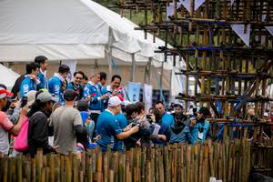 BIB: 
                            <button type="button" onclick="openModal(13503607)" class="btn btn-primary btn-sm float-right btn-popup" data-toggle="modal" data-target=".modal-high-quality">
                        <i class="fas fa-shopping-cart"></i> Add to Cart
                    </button>
                                            <button type="button" onclick="isThisMe(13503607, true)" class="btn btn-success btn-sm float-right btn-popup btn-isme hidden" data-toggle="tooltip" data-placement="bottom" title="นี่คือรูปของคุณใช่ไหม คลิกที่นี่เพื่อเอาเข้าอัลบั้ม">
                        <i class="fas fa-plus"></i> Add to album
                    </button>
                    <button type="button" onclick="isThisMe(13503607, false)" class="btn btn-warning btn-sm float-right btn-popup btn-isnotme hidden">
                        <i class="fas fa-ban"></i> Remove from album
                    </button>