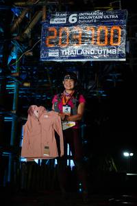 BIB: 20300
                            <button type="button" onclick="openModal(13459819)" class="btn btn-primary btn-sm float-right btn-popup" data-toggle="modal" data-target=".modal-high-quality">
                        <i class="fas fa-shopping-cart"></i> Add to Cart
                    </button>
                                            <button type="button" onclick="isThisMe(13459819, true)" class="btn btn-success btn-sm float-right btn-popup btn-isme hidden" data-toggle="tooltip" data-placement="bottom" title="นี่คือรูปของคุณใช่ไหม คลิกที่นี่เพื่อเอาเข้าอัลบั้ม">
                        <i class="fas fa-plus"></i> Add to album
                    </button>
                    <button type="button" onclick="isThisMe(13459819, false)" class="btn btn-warning btn-sm float-right btn-popup btn-isnotme hidden">
                        <i class="fas fa-ban"></i> Remove from album
                    </button>