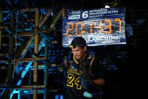 BIB: 
                            <button type="button" onclick="openModal(13459139)" class="btn btn-primary btn-sm float-right btn-popup" data-toggle="modal" data-target=".modal-high-quality">
                        <i class="fas fa-shopping-cart"></i> Add to Cart
                    </button>
                                            <button type="button" onclick="isThisMe(13459139, true)" class="btn btn-success btn-sm float-right btn-popup btn-isme hidden" data-toggle="tooltip" data-placement="bottom" title="นี่คือรูปของคุณใช่ไหม คลิกที่นี่เพื่อเอาเข้าอัลบั้ม">
                        <i class="fas fa-plus"></i> Add to album
                    </button>
                    <button type="button" onclick="isThisMe(13459139, false)" class="btn btn-warning btn-sm float-right btn-popup btn-isnotme hidden">
                        <i class="fas fa-ban"></i> Remove from album
                    </button>