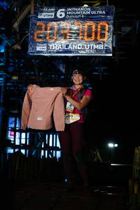 BIB: 4190
                            <button type="button" onclick="openModal(13459871)" class="btn btn-primary btn-sm float-right btn-popup" data-toggle="modal" data-target=".modal-high-quality">
                        <i class="fas fa-shopping-cart"></i> Add to Cart
                    </button>
                                            <button type="button" onclick="isThisMe(13459871, true)" class="btn btn-success btn-sm float-right btn-popup btn-isme hidden" data-toggle="tooltip" data-placement="bottom" title="นี่คือรูปของคุณใช่ไหม คลิกที่นี่เพื่อเอาเข้าอัลบั้ม">
                        <i class="fas fa-plus"></i> Add to album
                    </button>
                    <button type="button" onclick="isThisMe(13459871, false)" class="btn btn-warning btn-sm float-right btn-popup btn-isnotme hidden">
                        <i class="fas fa-ban"></i> Remove from album
                    </button>