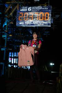 BIB: 2000
                            <button type="button" onclick="openModal(13459849)" class="btn btn-primary btn-sm float-right btn-popup" data-toggle="modal" data-target=".modal-high-quality">
                        <i class="fas fa-shopping-cart"></i> Add to Cart
                    </button>
                                            <button type="button" onclick="isThisMe(13459849, true)" class="btn btn-success btn-sm float-right btn-popup btn-isme hidden" data-toggle="tooltip" data-placement="bottom" title="นี่คือรูปของคุณใช่ไหม คลิกที่นี่เพื่อเอาเข้าอัลบั้ม">
                        <i class="fas fa-plus"></i> Add to album
                    </button>
                    <button type="button" onclick="isThisMe(13459849, false)" class="btn btn-warning btn-sm float-right btn-popup btn-isnotme hidden">
                        <i class="fas fa-ban"></i> Remove from album
                    </button>