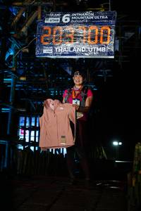 BIB: 201
                            <button type="button" onclick="openModal(13459870)" class="btn btn-primary btn-sm float-right btn-popup" data-toggle="modal" data-target=".modal-high-quality">
                        <i class="fas fa-shopping-cart"></i> Add to Cart
                    </button>
                                            <button type="button" onclick="isThisMe(13459870, true)" class="btn btn-success btn-sm float-right btn-popup btn-isme hidden" data-toggle="tooltip" data-placement="bottom" title="นี่คือรูปของคุณใช่ไหม คลิกที่นี่เพื่อเอาเข้าอัลบั้ม">
                        <i class="fas fa-plus"></i> Add to album
                    </button>
                    <button type="button" onclick="isThisMe(13459870, false)" class="btn btn-warning btn-sm float-right btn-popup btn-isnotme hidden">
                        <i class="fas fa-ban"></i> Remove from album
                    </button>