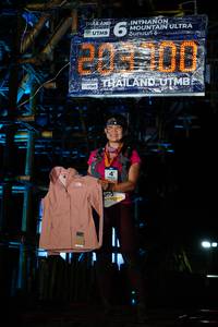 BIB: 20800, 190
                            <button type="button" onclick="openModal(13459784)" class="btn btn-primary btn-sm float-right btn-popup" data-toggle="modal" data-target=".modal-high-quality">
                        <i class="fas fa-shopping-cart"></i> Add to Cart
                    </button>
                                            <button type="button" onclick="isThisMe(13459784, true)" class="btn btn-success btn-sm float-right btn-popup btn-isme hidden" data-toggle="tooltip" data-placement="bottom" title="นี่คือรูปของคุณใช่ไหม คลิกที่นี่เพื่อเอาเข้าอัลบั้ม">
                        <i class="fas fa-plus"></i> Add to album
                    </button>
                    <button type="button" onclick="isThisMe(13459784, false)" class="btn btn-warning btn-sm float-right btn-popup btn-isnotme hidden">
                        <i class="fas fa-ban"></i> Remove from album
                    </button>