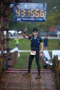 BIB: 1556, 012
                            <button type="button" onclick="openModal(13462489)" class="btn btn-primary btn-sm float-right btn-popup" data-toggle="modal" data-target=".modal-high-quality">
                        <i class="fas fa-shopping-cart"></i> Add to Cart
                    </button>
                                            <button type="button" onclick="isThisMe(13462489, true)" class="btn btn-success btn-sm float-right btn-popup btn-isme hidden" data-toggle="tooltip" data-placement="bottom" title="นี่คือรูปของคุณใช่ไหม คลิกที่นี่เพื่อเอาเข้าอัลบั้ม">
                        <i class="fas fa-plus"></i> Add to album
                    </button>
                    <button type="button" onclick="isThisMe(13462489, false)" class="btn btn-warning btn-sm float-right btn-popup btn-isnotme hidden">
                        <i class="fas fa-ban"></i> Remove from album
                    </button>