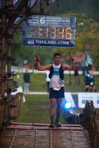 BIB: 346
                            <button type="button" onclick="openModal(13462649)" class="btn btn-primary btn-sm float-right btn-popup" data-toggle="modal" data-target=".modal-high-quality">
                        <i class="fas fa-shopping-cart"></i> Add to Cart
                    </button>
                                            <button type="button" onclick="isThisMe(13462649, true)" class="btn btn-success btn-sm float-right btn-popup btn-isme hidden" data-toggle="tooltip" data-placement="bottom" title="นี่คือรูปของคุณใช่ไหม คลิกที่นี่เพื่อเอาเข้าอัลบั้ม">
                        <i class="fas fa-plus"></i> Add to album
                    </button>
                    <button type="button" onclick="isThisMe(13462649, false)" class="btn btn-warning btn-sm float-right btn-popup btn-isnotme hidden">
                        <i class="fas fa-ban"></i> Remove from album
                    </button>