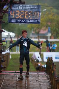 BIB: 4328, 
                            <button type="button" onclick="openModal(13462614)" class="btn btn-primary btn-sm float-right btn-popup" data-toggle="modal" data-target=".modal-high-quality">
                        <i class="fas fa-shopping-cart"></i> Add to Cart
                    </button>
                                            <button type="button" onclick="isThisMe(13462614, true)" class="btn btn-success btn-sm float-right btn-popup btn-isme hidden" data-toggle="tooltip" data-placement="bottom" title="นี่คือรูปของคุณใช่ไหม คลิกที่นี่เพื่อเอาเข้าอัลบั้ม">
                        <i class="fas fa-plus"></i> Add to album
                    </button>
                    <button type="button" onclick="isThisMe(13462614, false)" class="btn btn-warning btn-sm float-right btn-popup btn-isnotme hidden">
                        <i class="fas fa-ban"></i> Remove from album
                    </button>