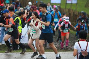 BIB: 572
                            <button type="button" onclick="openModal(13454153)" class="btn btn-primary btn-sm float-right btn-popup" data-toggle="modal" data-target=".modal-high-quality">
                        <i class="fas fa-shopping-cart"></i> Add to Cart
                    </button>
                                            <button type="button" onclick="isThisMe(13454153, true)" class="btn btn-success btn-sm float-right btn-popup btn-isme hidden" data-toggle="tooltip" data-placement="bottom" title="นี่คือรูปของคุณใช่ไหม คลิกที่นี่เพื่อเอาเข้าอัลบั้ม">
                        <i class="fas fa-plus"></i> Add to album
                    </button>
                    <button type="button" onclick="isThisMe(13454153, false)" class="btn btn-warning btn-sm float-right btn-popup btn-isnotme hidden">
                        <i class="fas fa-ban"></i> Remove from album
                    </button>