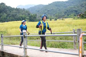 BIB: 407
                            <button type="button" onclick="openModal(13455318)" class="btn btn-primary btn-sm float-right btn-popup" data-toggle="modal" data-target=".modal-high-quality">
                        <i class="fas fa-shopping-cart"></i> Add to Cart
                    </button>
                                            <button type="button" onclick="isThisMe(13455318, true)" class="btn btn-success btn-sm float-right btn-popup btn-isme hidden" data-toggle="tooltip" data-placement="bottom" title="นี่คือรูปของคุณใช่ไหม คลิกที่นี่เพื่อเอาเข้าอัลบั้ม">
                        <i class="fas fa-plus"></i> Add to album
                    </button>
                    <button type="button" onclick="isThisMe(13455318, false)" class="btn btn-warning btn-sm float-right btn-popup btn-isnotme hidden">
                        <i class="fas fa-ban"></i> Remove from album
                    </button>