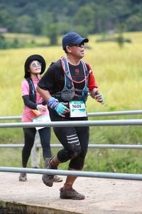 BIB: 1605
                            <button type="button" onclick="openModal(13456876)" class="btn btn-primary btn-sm float-right btn-popup" data-toggle="modal" data-target=".modal-high-quality">
                        <i class="fas fa-shopping-cart"></i> Add to Cart
                    </button>
                                            <button type="button" onclick="isThisMe(13456876, true)" class="btn btn-success btn-sm float-right btn-popup btn-isme hidden" data-toggle="tooltip" data-placement="bottom" title="นี่คือรูปของคุณใช่ไหม คลิกที่นี่เพื่อเอาเข้าอัลบั้ม">
                        <i class="fas fa-plus"></i> Add to album
                    </button>
                    <button type="button" onclick="isThisMe(13456876, false)" class="btn btn-warning btn-sm float-right btn-popup btn-isnotme hidden">
                        <i class="fas fa-ban"></i> Remove from album
                    </button>