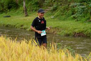 BIB: 579
                            <button type="button" onclick="openModal(13493427)" class="btn btn-primary btn-sm float-right btn-popup" data-toggle="modal" data-target=".modal-high-quality">
                        <i class="fas fa-shopping-cart"></i> Add to Cart
                    </button>
                                            <button type="button" onclick="isThisMe(13493427, true)" class="btn btn-success btn-sm float-right btn-popup btn-isme hidden" data-toggle="tooltip" data-placement="bottom" title="นี่คือรูปของคุณใช่ไหม คลิกที่นี่เพื่อเอาเข้าอัลบั้ม">
                        <i class="fas fa-plus"></i> Add to album
                    </button>
                    <button type="button" onclick="isThisMe(13493427, false)" class="btn btn-warning btn-sm float-right btn-popup btn-isnotme hidden">
                        <i class="fas fa-ban"></i> Remove from album
                    </button>