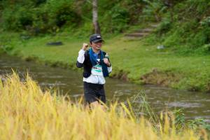 BIB: 384
                            <button type="button" onclick="openModal(13492773)" class="btn btn-primary btn-sm float-right btn-popup" data-toggle="modal" data-target=".modal-high-quality">
                        <i class="fas fa-shopping-cart"></i> Add to Cart
                    </button>
                                            <button type="button" onclick="isThisMe(13492773, true)" class="btn btn-success btn-sm float-right btn-popup btn-isme hidden" data-toggle="tooltip" data-placement="bottom" title="นี่คือรูปของคุณใช่ไหม คลิกที่นี่เพื่อเอาเข้าอัลบั้ม">
                        <i class="fas fa-plus"></i> Add to album
                    </button>
                    <button type="button" onclick="isThisMe(13492773, false)" class="btn btn-warning btn-sm float-right btn-popup btn-isnotme hidden">
                        <i class="fas fa-ban"></i> Remove from album
                    </button>