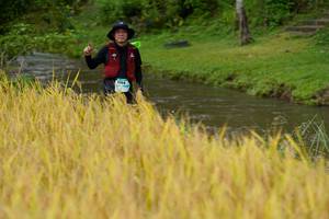 BIB: 195
                            <button type="button" onclick="openModal(13492595)" class="btn btn-primary btn-sm float-right btn-popup" data-toggle="modal" data-target=".modal-high-quality">
                        <i class="fas fa-shopping-cart"></i> Add to Cart
                    </button>
                                            <button type="button" onclick="isThisMe(13492595, true)" class="btn btn-success btn-sm float-right btn-popup btn-isme hidden" data-toggle="tooltip" data-placement="bottom" title="นี่คือรูปของคุณใช่ไหม คลิกที่นี่เพื่อเอาเข้าอัลบั้ม">
                        <i class="fas fa-plus"></i> Add to album
                    </button>
                    <button type="button" onclick="isThisMe(13492595, false)" class="btn btn-warning btn-sm float-right btn-popup btn-isnotme hidden">
                        <i class="fas fa-ban"></i> Remove from album
                    </button>