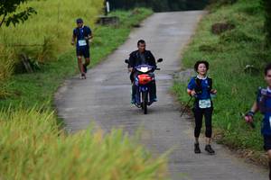 BIB: 
                            <button type="button" onclick="openModal(13474010)" class="btn btn-primary btn-sm float-right btn-popup" data-toggle="modal" data-target=".modal-high-quality">
                        <i class="fas fa-shopping-cart"></i> Add to Cart
                    </button>
                                            <button type="button" onclick="isThisMe(13474010, true)" class="btn btn-success btn-sm float-right btn-popup btn-isme hidden" data-toggle="tooltip" data-placement="bottom" title="นี่คือรูปของคุณใช่ไหม คลิกที่นี่เพื่อเอาเข้าอัลบั้ม">
                        <i class="fas fa-plus"></i> Add to album
                    </button>
                    <button type="button" onclick="isThisMe(13474010, false)" class="btn btn-warning btn-sm float-right btn-popup btn-isnotme hidden">
                        <i class="fas fa-ban"></i> Remove from album
                    </button>