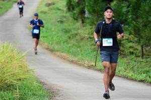 BIB: 1678
                            <button type="button" onclick="openModal(13474211)" class="btn btn-primary btn-sm float-right btn-popup" data-toggle="modal" data-target=".modal-high-quality">
                        <i class="fas fa-shopping-cart"></i> Add to Cart
                    </button>
                                            <button type="button" onclick="isThisMe(13474211, true)" class="btn btn-success btn-sm float-right btn-popup btn-isme hidden" data-toggle="tooltip" data-placement="bottom" title="นี่คือรูปของคุณใช่ไหม คลิกที่นี่เพื่อเอาเข้าอัลบั้ม">
                        <i class="fas fa-plus"></i> Add to album
                    </button>
                    <button type="button" onclick="isThisMe(13474211, false)" class="btn btn-warning btn-sm float-right btn-popup btn-isnotme hidden">
                        <i class="fas fa-ban"></i> Remove from album
                    </button>