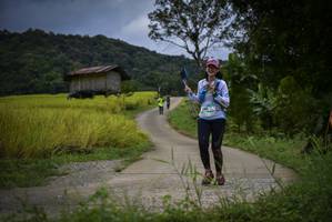 BIB: 
                            <button type="button" onclick="openModal(13422823)" class="btn btn-primary btn-sm float-right btn-popup" data-toggle="modal" data-target=".modal-high-quality">
                        <i class="fas fa-shopping-cart"></i> Add to Cart
                    </button>
                                            <button type="button" onclick="isThisMe(13422823, true)" class="btn btn-success btn-sm float-right btn-popup btn-isme hidden" data-toggle="tooltip" data-placement="bottom" title="นี่คือรูปของคุณใช่ไหม คลิกที่นี่เพื่อเอาเข้าอัลบั้ม">
                        <i class="fas fa-plus"></i> Add to album
                    </button>
                    <button type="button" onclick="isThisMe(13422823, false)" class="btn btn-warning btn-sm float-right btn-popup btn-isnotme hidden">
                        <i class="fas fa-ban"></i> Remove from album
                    </button>