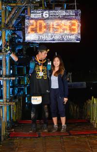 BIB: 2015, 4148
                            <button type="button" onclick="openModal(13393219)" class="btn btn-primary btn-sm float-right btn-popup" data-toggle="modal" data-target=".modal-high-quality">
                        <i class="fas fa-shopping-cart"></i> Add to Cart
                    </button>
                                            <button type="button" onclick="isThisMe(13393219, true)" class="btn btn-success btn-sm float-right btn-popup btn-isme hidden" data-toggle="tooltip" data-placement="bottom" title="นี่คือรูปของคุณใช่ไหม คลิกที่นี่เพื่อเอาเข้าอัลบั้ม">
                        <i class="fas fa-plus"></i> Add to album
                    </button>
                    <button type="button" onclick="isThisMe(13393219, false)" class="btn btn-warning btn-sm float-right btn-popup btn-isnotme hidden">
                        <i class="fas fa-ban"></i> Remove from album
                    </button>