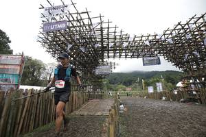 BIB: 
                            <button type="button" onclick="openModal(13374845)" class="btn btn-primary btn-sm float-right btn-popup" data-toggle="modal" data-target=".modal-high-quality">
                        <i class="fas fa-shopping-cart"></i> Add to Cart
                    </button>
                                            <button type="button" onclick="isThisMe(13374845, true)" class="btn btn-success btn-sm float-right btn-popup btn-isme hidden" data-toggle="tooltip" data-placement="bottom" title="นี่คือรูปของคุณใช่ไหม คลิกที่นี่เพื่อเอาเข้าอัลบั้ม">
                        <i class="fas fa-plus"></i> Add to album
                    </button>
                    <button type="button" onclick="isThisMe(13374845, false)" class="btn btn-warning btn-sm float-right btn-popup btn-isnotme hidden">
                        <i class="fas fa-ban"></i> Remove from album
                    </button>