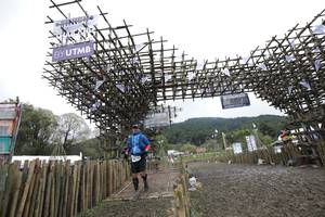 BIB: 
                            <button type="button" onclick="openModal(13375065)" class="btn btn-primary btn-sm float-right btn-popup" data-toggle="modal" data-target=".modal-high-quality">
                        <i class="fas fa-shopping-cart"></i> Add to Cart
                    </button>
                                            <button type="button" onclick="isThisMe(13375065, true)" class="btn btn-success btn-sm float-right btn-popup btn-isme hidden" data-toggle="tooltip" data-placement="bottom" title="นี่คือรูปของคุณใช่ไหม คลิกที่นี่เพื่อเอาเข้าอัลบั้ม">
                        <i class="fas fa-plus"></i> Add to album
                    </button>
                    <button type="button" onclick="isThisMe(13375065, false)" class="btn btn-warning btn-sm float-right btn-popup btn-isnotme hidden">
                        <i class="fas fa-ban"></i> Remove from album
                    </button>