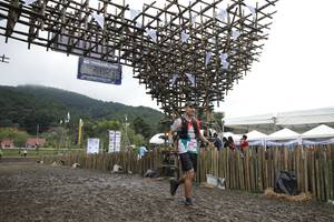 BIB: 
                            <button type="button" onclick="openModal(13375350)" class="btn btn-primary btn-sm float-right btn-popup" data-toggle="modal" data-target=".modal-high-quality">
                        <i class="fas fa-shopping-cart"></i> Add to Cart
                    </button>
                                            <button type="button" onclick="isThisMe(13375350, true)" class="btn btn-success btn-sm float-right btn-popup btn-isme hidden" data-toggle="tooltip" data-placement="bottom" title="นี่คือรูปของคุณใช่ไหม คลิกที่นี่เพื่อเอาเข้าอัลบั้ม">
                        <i class="fas fa-plus"></i> Add to album
                    </button>
                    <button type="button" onclick="isThisMe(13375350, false)" class="btn btn-warning btn-sm float-right btn-popup btn-isnotme hidden">
                        <i class="fas fa-ban"></i> Remove from album
                    </button>