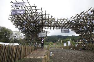 BIB: 
                            <button type="button" onclick="openModal(13375491)" class="btn btn-primary btn-sm float-right btn-popup" data-toggle="modal" data-target=".modal-high-quality">
                        <i class="fas fa-shopping-cart"></i> Add to Cart
                    </button>
                                            <button type="button" onclick="isThisMe(13375491, true)" class="btn btn-success btn-sm float-right btn-popup btn-isme hidden" data-toggle="tooltip" data-placement="bottom" title="นี่คือรูปของคุณใช่ไหม คลิกที่นี่เพื่อเอาเข้าอัลบั้ม">
                        <i class="fas fa-plus"></i> Add to album
                    </button>
                    <button type="button" onclick="isThisMe(13375491, false)" class="btn btn-warning btn-sm float-right btn-popup btn-isnotme hidden">
                        <i class="fas fa-ban"></i> Remove from album
                    </button>