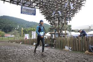 BIB: 1372
                            <button type="button" onclick="openModal(13378332)" class="btn btn-primary btn-sm float-right btn-popup" data-toggle="modal" data-target=".modal-high-quality">
                        <i class="fas fa-shopping-cart"></i> Add to Cart
                    </button>
                                            <button type="button" onclick="isThisMe(13378332, true)" class="btn btn-success btn-sm float-right btn-popup btn-isme hidden" data-toggle="tooltip" data-placement="bottom" title="นี่คือรูปของคุณใช่ไหม คลิกที่นี่เพื่อเอาเข้าอัลบั้ม">
                        <i class="fas fa-plus"></i> Add to album
                    </button>
                    <button type="button" onclick="isThisMe(13378332, false)" class="btn btn-warning btn-sm float-right btn-popup btn-isnotme hidden">
                        <i class="fas fa-ban"></i> Remove from album
                    </button>