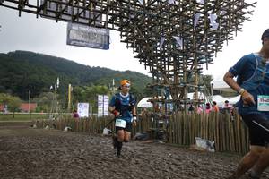 BIB: 1140
                            <button type="button" onclick="openModal(13378938)" class="btn btn-primary btn-sm float-right btn-popup" data-toggle="modal" data-target=".modal-high-quality">
                        <i class="fas fa-shopping-cart"></i> Add to Cart
                    </button>
                                            <button type="button" onclick="isThisMe(13378938, true)" class="btn btn-success btn-sm float-right btn-popup btn-isme hidden" data-toggle="tooltip" data-placement="bottom" title="นี่คือรูปของคุณใช่ไหม คลิกที่นี่เพื่อเอาเข้าอัลบั้ม">
                        <i class="fas fa-plus"></i> Add to album
                    </button>
                    <button type="button" onclick="isThisMe(13378938, false)" class="btn btn-warning btn-sm float-right btn-popup btn-isnotme hidden">
                        <i class="fas fa-ban"></i> Remove from album
                    </button>