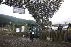 BIB: 
                            <button type="button" onclick="openModal(13379090)" class="btn btn-primary btn-sm float-right btn-popup" data-toggle="modal" data-target=".modal-high-quality">
                        <i class="fas fa-shopping-cart"></i> Add to Cart
                    </button>
                                            <button type="button" onclick="isThisMe(13379090, true)" class="btn btn-success btn-sm float-right btn-popup btn-isme hidden" data-toggle="tooltip" data-placement="bottom" title="นี่คือรูปของคุณใช่ไหม คลิกที่นี่เพื่อเอาเข้าอัลบั้ม">
                        <i class="fas fa-plus"></i> Add to album
                    </button>
                    <button type="button" onclick="isThisMe(13379090, false)" class="btn btn-warning btn-sm float-right btn-popup btn-isnotme hidden">
                        <i class="fas fa-ban"></i> Remove from album
                    </button>