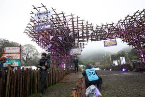 BIB: 
                            <button type="button" onclick="openModal(13402849)" class="btn btn-primary btn-sm float-right btn-popup" data-toggle="modal" data-target=".modal-high-quality">
                        <i class="fas fa-shopping-cart"></i> Add to Cart
                    </button>
                                            <button type="button" onclick="isThisMe(13402849, true)" class="btn btn-success btn-sm float-right btn-popup btn-isme hidden" data-toggle="tooltip" data-placement="bottom" title="นี่คือรูปของคุณใช่ไหม คลิกที่นี่เพื่อเอาเข้าอัลบั้ม">
                        <i class="fas fa-plus"></i> Add to album
                    </button>
                    <button type="button" onclick="isThisMe(13402849, false)" class="btn btn-warning btn-sm float-right btn-popup btn-isnotme hidden">
                        <i class="fas fa-ban"></i> Remove from album
                    </button>