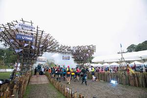 BIB: 
                            <button type="button" onclick="openModal(13402892)" class="btn btn-primary btn-sm float-right btn-popup" data-toggle="modal" data-target=".modal-high-quality">
                        <i class="fas fa-shopping-cart"></i> Add to Cart
                    </button>
                                            <button type="button" onclick="isThisMe(13402892, true)" class="btn btn-success btn-sm float-right btn-popup btn-isme hidden" data-toggle="tooltip" data-placement="bottom" title="นี่คือรูปของคุณใช่ไหม คลิกที่นี่เพื่อเอาเข้าอัลบั้ม">
                        <i class="fas fa-plus"></i> Add to album
                    </button>
                    <button type="button" onclick="isThisMe(13402892, false)" class="btn btn-warning btn-sm float-right btn-popup btn-isnotme hidden">
                        <i class="fas fa-ban"></i> Remove from album
                    </button>