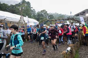 BIB: 080
                            <button type="button" onclick="openModal(13402922)" class="btn btn-primary btn-sm float-right btn-popup" data-toggle="modal" data-target=".modal-high-quality">
                        <i class="fas fa-shopping-cart"></i> Add to Cart
                    </button>
                                            <button type="button" onclick="isThisMe(13402922, true)" class="btn btn-success btn-sm float-right btn-popup btn-isme hidden" data-toggle="tooltip" data-placement="bottom" title="นี่คือรูปของคุณใช่ไหม คลิกที่นี่เพื่อเอาเข้าอัลบั้ม">
                        <i class="fas fa-plus"></i> Add to album
                    </button>
                    <button type="button" onclick="isThisMe(13402922, false)" class="btn btn-warning btn-sm float-right btn-popup btn-isnotme hidden">
                        <i class="fas fa-ban"></i> Remove from album
                    </button>