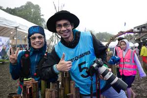 BIB: 
                            <button type="button" onclick="openModal(13402872)" class="btn btn-primary btn-sm float-right btn-popup" data-toggle="modal" data-target=".modal-high-quality">
                        <i class="fas fa-shopping-cart"></i> Add to Cart
                    </button>
                                            <button type="button" onclick="isThisMe(13402872, true)" class="btn btn-success btn-sm float-right btn-popup btn-isme hidden" data-toggle="tooltip" data-placement="bottom" title="นี่คือรูปของคุณใช่ไหม คลิกที่นี่เพื่อเอาเข้าอัลบั้ม">
                        <i class="fas fa-plus"></i> Add to album
                    </button>
                    <button type="button" onclick="isThisMe(13402872, false)" class="btn btn-warning btn-sm float-right btn-popup btn-isnotme hidden">
                        <i class="fas fa-ban"></i> Remove from album
                    </button>