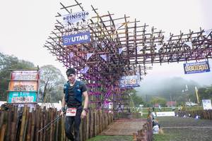 BIB: 160
                            <button type="button" onclick="openModal(13402828)" class="btn btn-primary btn-sm float-right btn-popup" data-toggle="modal" data-target=".modal-high-quality">
                        <i class="fas fa-shopping-cart"></i> Add to Cart
                    </button>
                                            <button type="button" onclick="isThisMe(13402828, true)" class="btn btn-success btn-sm float-right btn-popup btn-isme hidden" data-toggle="tooltip" data-placement="bottom" title="นี่คือรูปของคุณใช่ไหม คลิกที่นี่เพื่อเอาเข้าอัลบั้ม">
                        <i class="fas fa-plus"></i> Add to album
                    </button>
                    <button type="button" onclick="isThisMe(13402828, false)" class="btn btn-warning btn-sm float-right btn-popup btn-isnotme hidden">
                        <i class="fas fa-ban"></i> Remove from album
                    </button>