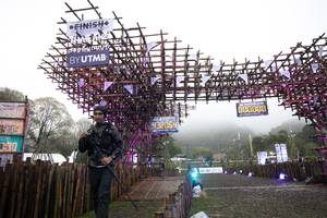 BIB: 43205, 
                            <button type="button" onclick="openModal(13402856)" class="btn btn-primary btn-sm float-right btn-popup" data-toggle="modal" data-target=".modal-high-quality">
                        <i class="fas fa-shopping-cart"></i> Add to Cart
                    </button>
                                            <button type="button" onclick="isThisMe(13402856, true)" class="btn btn-success btn-sm float-right btn-popup btn-isme hidden" data-toggle="tooltip" data-placement="bottom" title="นี่คือรูปของคุณใช่ไหม คลิกที่นี่เพื่อเอาเข้าอัลบั้ม">
                        <i class="fas fa-plus"></i> Add to album
                    </button>
                    <button type="button" onclick="isThisMe(13402856, false)" class="btn btn-warning btn-sm float-right btn-popup btn-isnotme hidden">
                        <i class="fas fa-ban"></i> Remove from album
                    </button>