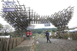 BIB: 
                            <button type="button" onclick="openModal(13405079)" class="btn btn-primary btn-sm float-right btn-popup" data-toggle="modal" data-target=".modal-high-quality">
                        <i class="fas fa-shopping-cart"></i> Add to Cart
                    </button>
                                            <button type="button" onclick="isThisMe(13405079, true)" class="btn btn-success btn-sm float-right btn-popup btn-isme hidden" data-toggle="tooltip" data-placement="bottom" title="นี่คือรูปของคุณใช่ไหม คลิกที่นี่เพื่อเอาเข้าอัลบั้ม">
                        <i class="fas fa-plus"></i> Add to album
                    </button>
                    <button type="button" onclick="isThisMe(13405079, false)" class="btn btn-warning btn-sm float-right btn-popup btn-isnotme hidden">
                        <i class="fas fa-ban"></i> Remove from album
                    </button>