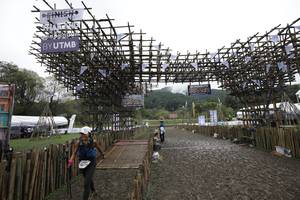 BIB: 
                            <button type="button" onclick="openModal(13404087)" class="btn btn-primary btn-sm float-right btn-popup" data-toggle="modal" data-target=".modal-high-quality">
                        <i class="fas fa-shopping-cart"></i> Add to Cart
                    </button>
                                            <button type="button" onclick="isThisMe(13404087, true)" class="btn btn-success btn-sm float-right btn-popup btn-isme hidden" data-toggle="tooltip" data-placement="bottom" title="นี่คือรูปของคุณใช่ไหม คลิกที่นี่เพื่อเอาเข้าอัลบั้ม">
                        <i class="fas fa-plus"></i> Add to album
                    </button>
                    <button type="button" onclick="isThisMe(13404087, false)" class="btn btn-warning btn-sm float-right btn-popup btn-isnotme hidden">
                        <i class="fas fa-ban"></i> Remove from album
                    </button>