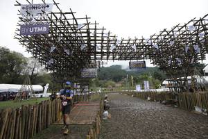 BIB: 
                            <button type="button" onclick="openModal(13404175)" class="btn btn-primary btn-sm float-right btn-popup" data-toggle="modal" data-target=".modal-high-quality">
                        <i class="fas fa-shopping-cart"></i> Add to Cart
                    </button>
                                            <button type="button" onclick="isThisMe(13404175, true)" class="btn btn-success btn-sm float-right btn-popup btn-isme hidden" data-toggle="tooltip" data-placement="bottom" title="นี่คือรูปของคุณใช่ไหม คลิกที่นี่เพื่อเอาเข้าอัลบั้ม">
                        <i class="fas fa-plus"></i> Add to album
                    </button>
                    <button type="button" onclick="isThisMe(13404175, false)" class="btn btn-warning btn-sm float-right btn-popup btn-isnotme hidden">
                        <i class="fas fa-ban"></i> Remove from album
                    </button>