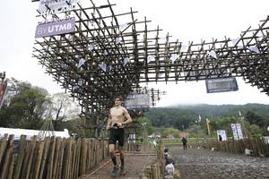 BIB: 
                            <button type="button" onclick="openModal(13405049)" class="btn btn-primary btn-sm float-right btn-popup" data-toggle="modal" data-target=".modal-high-quality">
                        <i class="fas fa-shopping-cart"></i> Add to Cart
                    </button>
                                            <button type="button" onclick="isThisMe(13405049, true)" class="btn btn-success btn-sm float-right btn-popup btn-isme hidden" data-toggle="tooltip" data-placement="bottom" title="นี่คือรูปของคุณใช่ไหม คลิกที่นี่เพื่อเอาเข้าอัลบั้ม">
                        <i class="fas fa-plus"></i> Add to album
                    </button>
                    <button type="button" onclick="isThisMe(13405049, false)" class="btn btn-warning btn-sm float-right btn-popup btn-isnotme hidden">
                        <i class="fas fa-ban"></i> Remove from album
                    </button>