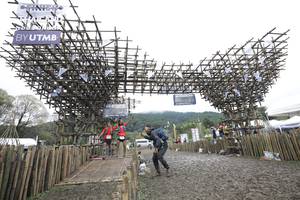 BIB: 
                            <button type="button" onclick="openModal(13405071)" class="btn btn-primary btn-sm float-right btn-popup" data-toggle="modal" data-target=".modal-high-quality">
                        <i class="fas fa-shopping-cart"></i> Add to Cart
                    </button>
                                            <button type="button" onclick="isThisMe(13405071, true)" class="btn btn-success btn-sm float-right btn-popup btn-isme hidden" data-toggle="tooltip" data-placement="bottom" title="นี่คือรูปของคุณใช่ไหม คลิกที่นี่เพื่อเอาเข้าอัลบั้ม">
                        <i class="fas fa-plus"></i> Add to album
                    </button>
                    <button type="button" onclick="isThisMe(13405071, false)" class="btn btn-warning btn-sm float-right btn-popup btn-isnotme hidden">
                        <i class="fas fa-ban"></i> Remove from album
                    </button>