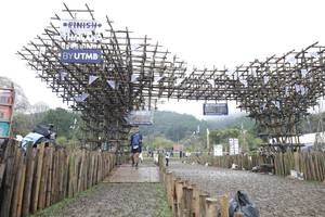 BIB: 
                            <button type="button" onclick="openModal(13403407)" class="btn btn-primary btn-sm float-right btn-popup" data-toggle="modal" data-target=".modal-high-quality">
                        <i class="fas fa-shopping-cart"></i> Add to Cart
                    </button>
                                            <button type="button" onclick="isThisMe(13403407, true)" class="btn btn-success btn-sm float-right btn-popup btn-isme hidden" data-toggle="tooltip" data-placement="bottom" title="นี่คือรูปของคุณใช่ไหม คลิกที่นี่เพื่อเอาเข้าอัลบั้ม">
                        <i class="fas fa-plus"></i> Add to album
                    </button>
                    <button type="button" onclick="isThisMe(13403407, false)" class="btn btn-warning btn-sm float-right btn-popup btn-isnotme hidden">
                        <i class="fas fa-ban"></i> Remove from album
                    </button>