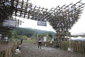 BIB: 
                            <button type="button" onclick="openModal(13405031)" class="btn btn-primary btn-sm float-right btn-popup" data-toggle="modal" data-target=".modal-high-quality">
                        <i class="fas fa-shopping-cart"></i> Add to Cart
                    </button>
                                            <button type="button" onclick="isThisMe(13405031, true)" class="btn btn-success btn-sm float-right btn-popup btn-isme hidden" data-toggle="tooltip" data-placement="bottom" title="นี่คือรูปของคุณใช่ไหม คลิกที่นี่เพื่อเอาเข้าอัลบั้ม">
                        <i class="fas fa-plus"></i> Add to album
                    </button>
                    <button type="button" onclick="isThisMe(13405031, false)" class="btn btn-warning btn-sm float-right btn-popup btn-isnotme hidden">
                        <i class="fas fa-ban"></i> Remove from album
                    </button>