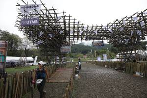 BIB: 
                            <button type="button" onclick="openModal(13404088)" class="btn btn-primary btn-sm float-right btn-popup" data-toggle="modal" data-target=".modal-high-quality">
                        <i class="fas fa-shopping-cart"></i> Add to Cart
                    </button>
                                            <button type="button" onclick="isThisMe(13404088, true)" class="btn btn-success btn-sm float-right btn-popup btn-isme hidden" data-toggle="tooltip" data-placement="bottom" title="นี่คือรูปของคุณใช่ไหม คลิกที่นี่เพื่อเอาเข้าอัลบั้ม">
                        <i class="fas fa-plus"></i> Add to album
                    </button>
                    <button type="button" onclick="isThisMe(13404088, false)" class="btn btn-warning btn-sm float-right btn-popup btn-isnotme hidden">
                        <i class="fas fa-ban"></i> Remove from album
                    </button>