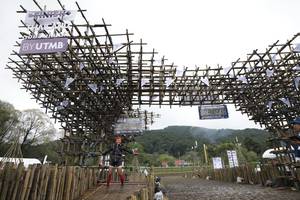 BIB: 
                            <button type="button" onclick="openModal(13404531)" class="btn btn-primary btn-sm float-right btn-popup" data-toggle="modal" data-target=".modal-high-quality">
                        <i class="fas fa-shopping-cart"></i> Add to Cart
                    </button>
                                            <button type="button" onclick="isThisMe(13404531, true)" class="btn btn-success btn-sm float-right btn-popup btn-isme hidden" data-toggle="tooltip" data-placement="bottom" title="นี่คือรูปของคุณใช่ไหม คลิกที่นี่เพื่อเอาเข้าอัลบั้ม">
                        <i class="fas fa-plus"></i> Add to album
                    </button>
                    <button type="button" onclick="isThisMe(13404531, false)" class="btn btn-warning btn-sm float-right btn-popup btn-isnotme hidden">
                        <i class="fas fa-ban"></i> Remove from album
                    </button>