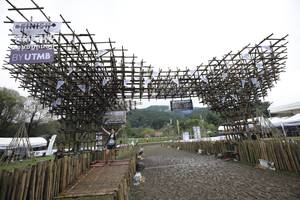 BIB: 
                            <button type="button" onclick="openModal(13404254)" class="btn btn-primary btn-sm float-right btn-popup" data-toggle="modal" data-target=".modal-high-quality">
                        <i class="fas fa-shopping-cart"></i> Add to Cart
                    </button>
                                            <button type="button" onclick="isThisMe(13404254, true)" class="btn btn-success btn-sm float-right btn-popup btn-isme hidden" data-toggle="tooltip" data-placement="bottom" title="นี่คือรูปของคุณใช่ไหม คลิกที่นี่เพื่อเอาเข้าอัลบั้ม">
                        <i class="fas fa-plus"></i> Add to album
                    </button>
                    <button type="button" onclick="isThisMe(13404254, false)" class="btn btn-warning btn-sm float-right btn-popup btn-isnotme hidden">
                        <i class="fas fa-ban"></i> Remove from album
                    </button>