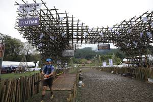 BIB: 
                            <button type="button" onclick="openModal(13404191)" class="btn btn-primary btn-sm float-right btn-popup" data-toggle="modal" data-target=".modal-high-quality">
                        <i class="fas fa-shopping-cart"></i> Add to Cart
                    </button>
                                            <button type="button" onclick="isThisMe(13404191, true)" class="btn btn-success btn-sm float-right btn-popup btn-isme hidden" data-toggle="tooltip" data-placement="bottom" title="นี่คือรูปของคุณใช่ไหม คลิกที่นี่เพื่อเอาเข้าอัลบั้ม">
                        <i class="fas fa-plus"></i> Add to album
                    </button>
                    <button type="button" onclick="isThisMe(13404191, false)" class="btn btn-warning btn-sm float-right btn-popup btn-isnotme hidden">
                        <i class="fas fa-ban"></i> Remove from album
                    </button>